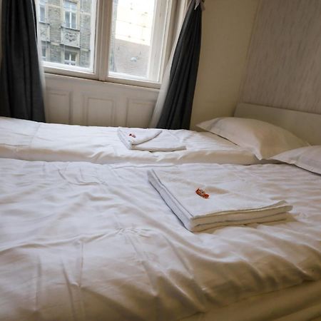Budapest Pest-Port Apartment 4 Rooms For 16 Person 외부 사진