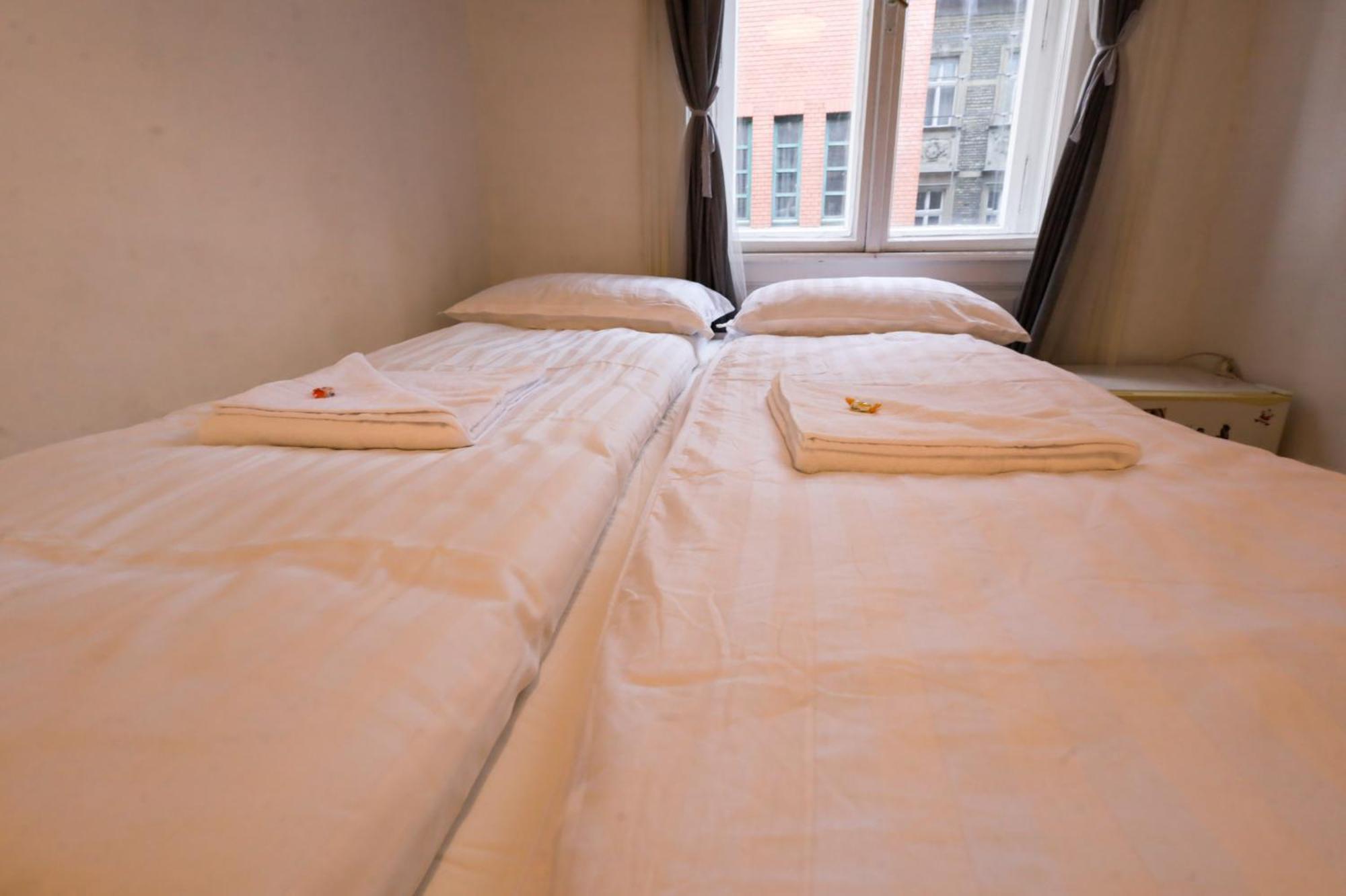 Budapest Pest-Port Apartment 4 Rooms For 16 Person 외부 사진